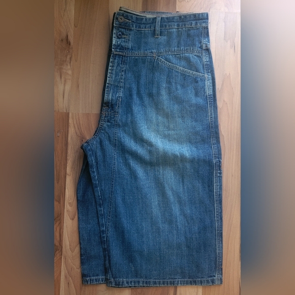 Vintage MFG Jean Shorts Skater Style 15" Inseam Baggy Fit Medium Wash Denim 90s - Picture 5 of 10
